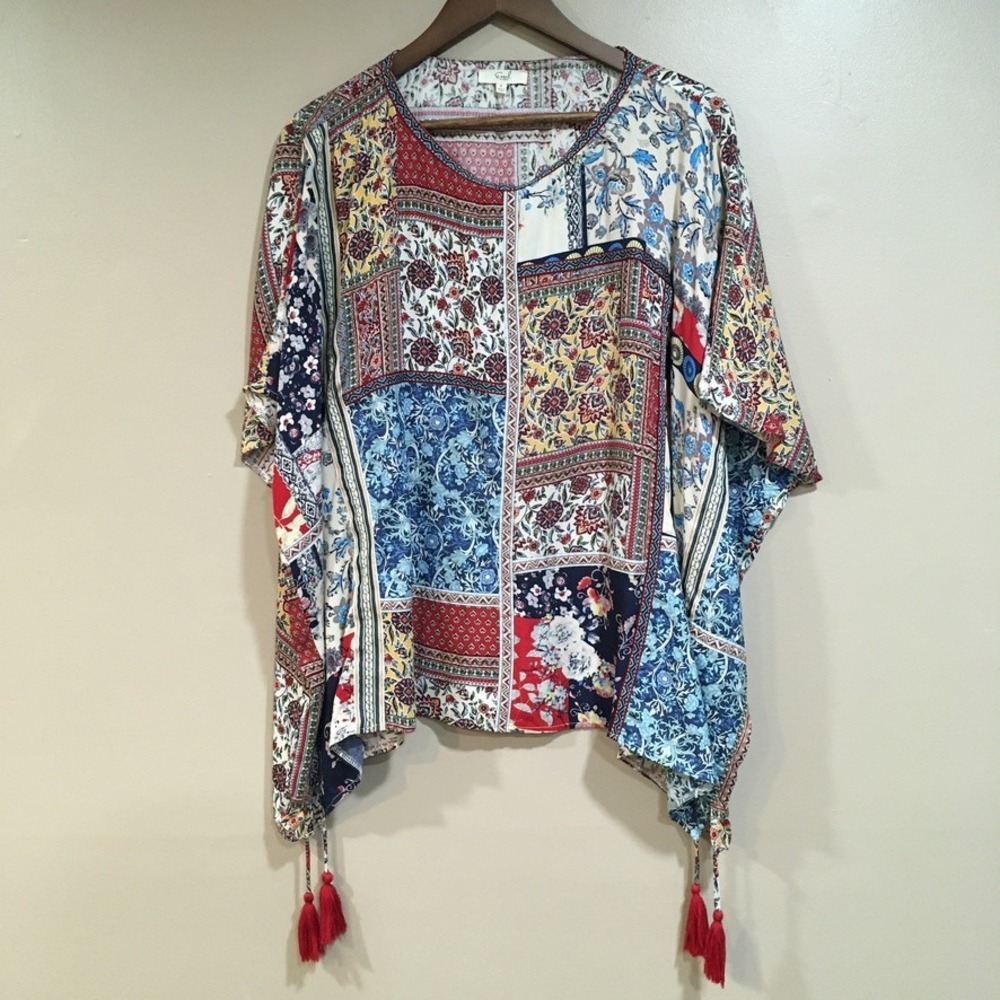 Easel Oversized Patchwork Tassel Poncho Top Womens S Eclectic Artsy Boho Hippie